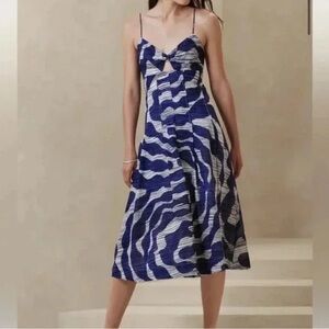 Banana Republic Blue and White Women's midi Dress 12Tall